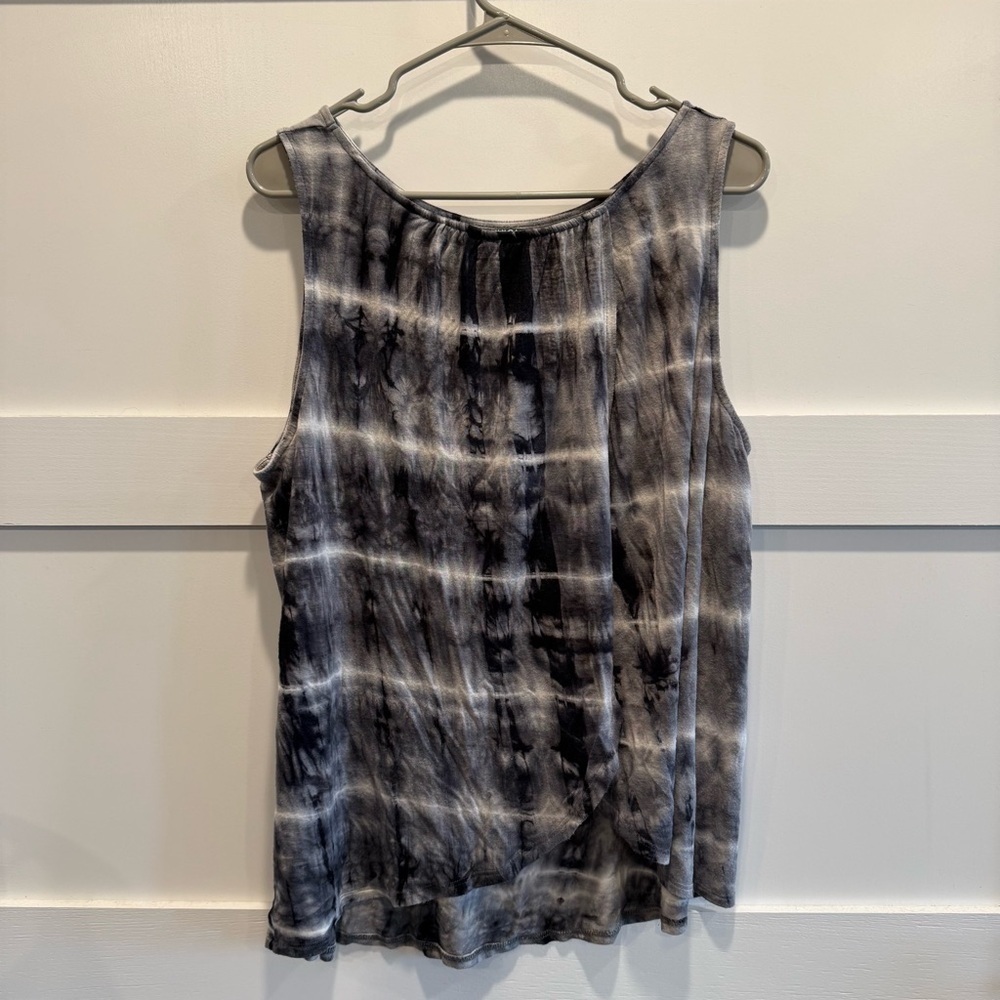 Torrid Black and Gray Tie-Dye Tank Top - Picture 8 of 8